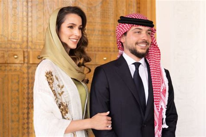 
Salbiah Tunut, the wife of Khalid Ibrahim, who she? kids and family 
