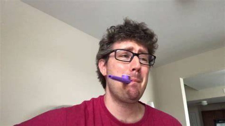 
Where is Brett Ambler (Kazoo Kid) today? Wiki Bio, age, meme, dating 